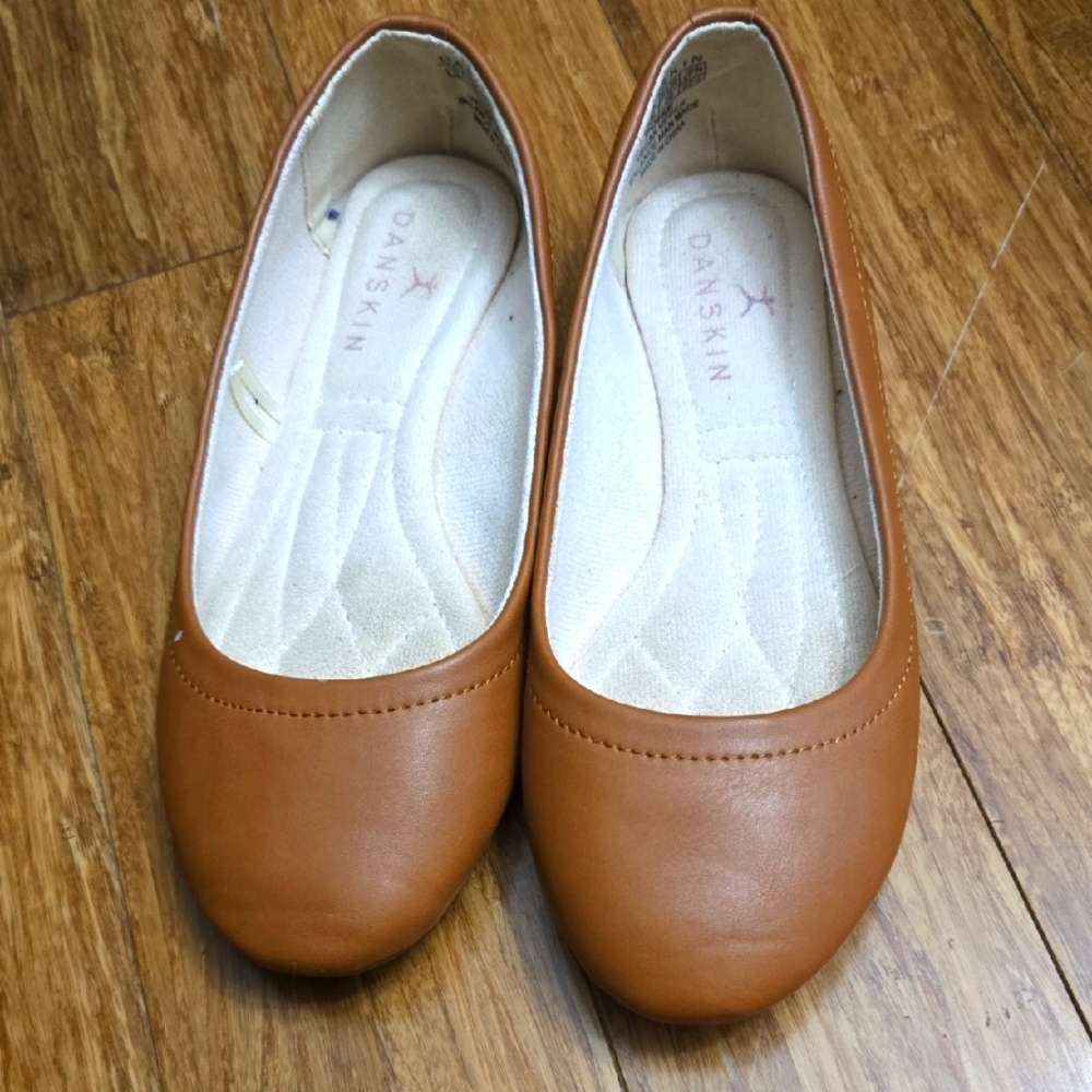 Danskin Brown Ballet Flats